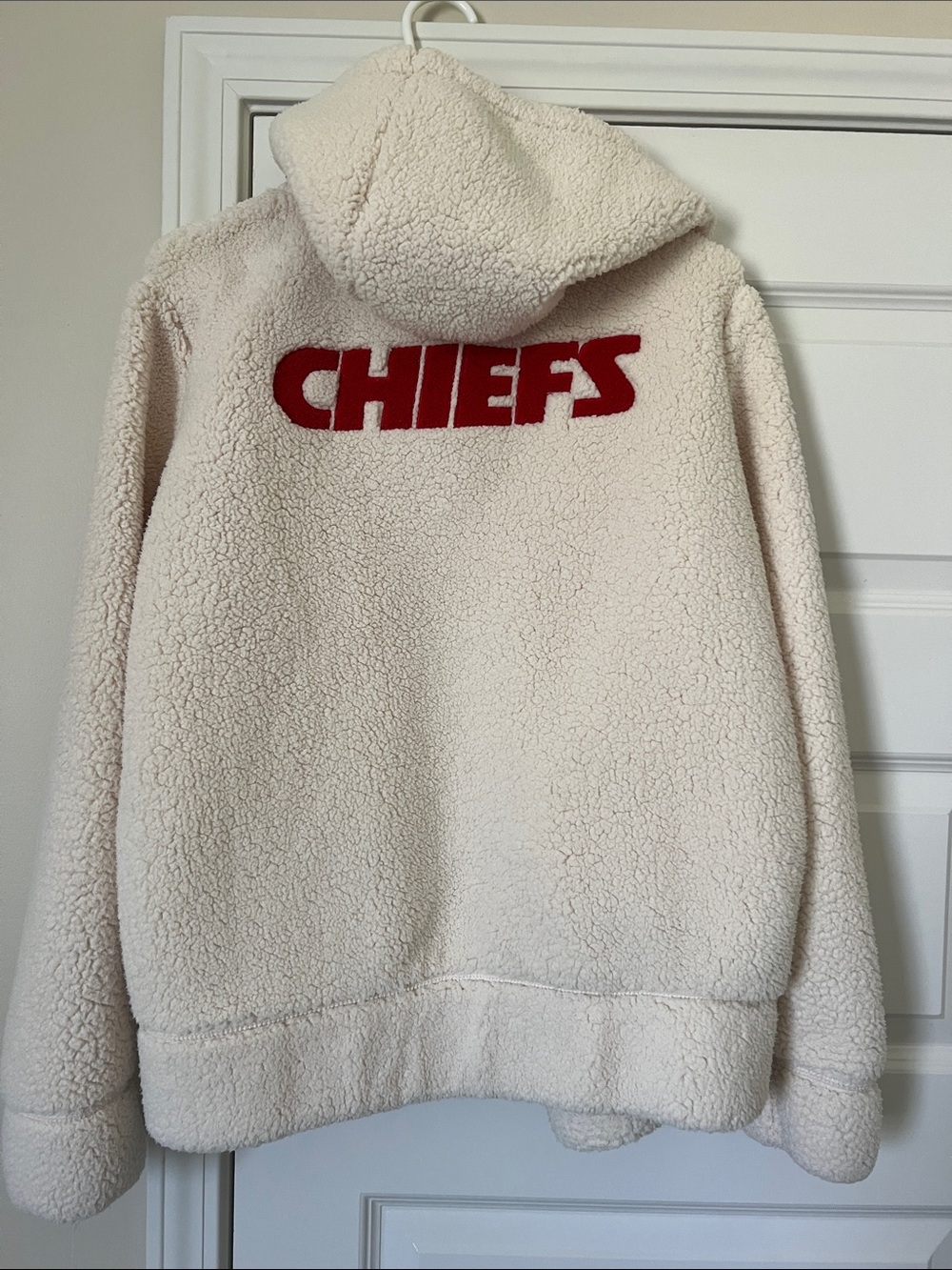 CHIEFS Cream Sherpa Hoodie
